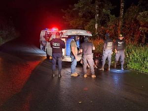 Dos hombres fueron detenidos en Siquirres como sospechosos de transporte ilegal de combustible.